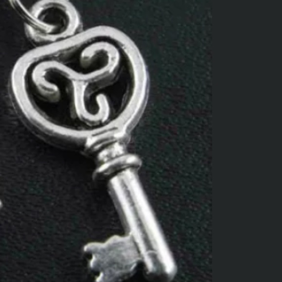 Key Dangle Charm